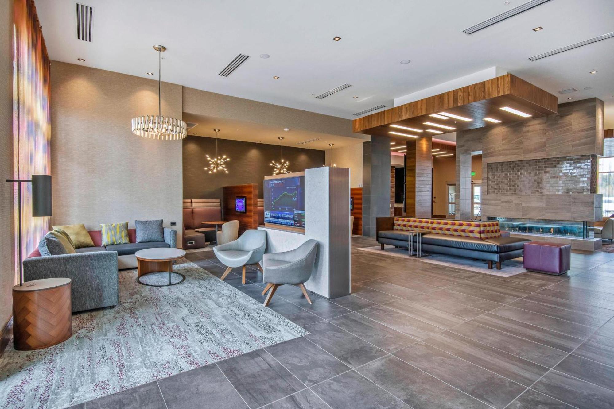Hotel Courtyard By Marriott Raleigh Cary/Parkside Town Commons Exteriér fotografie