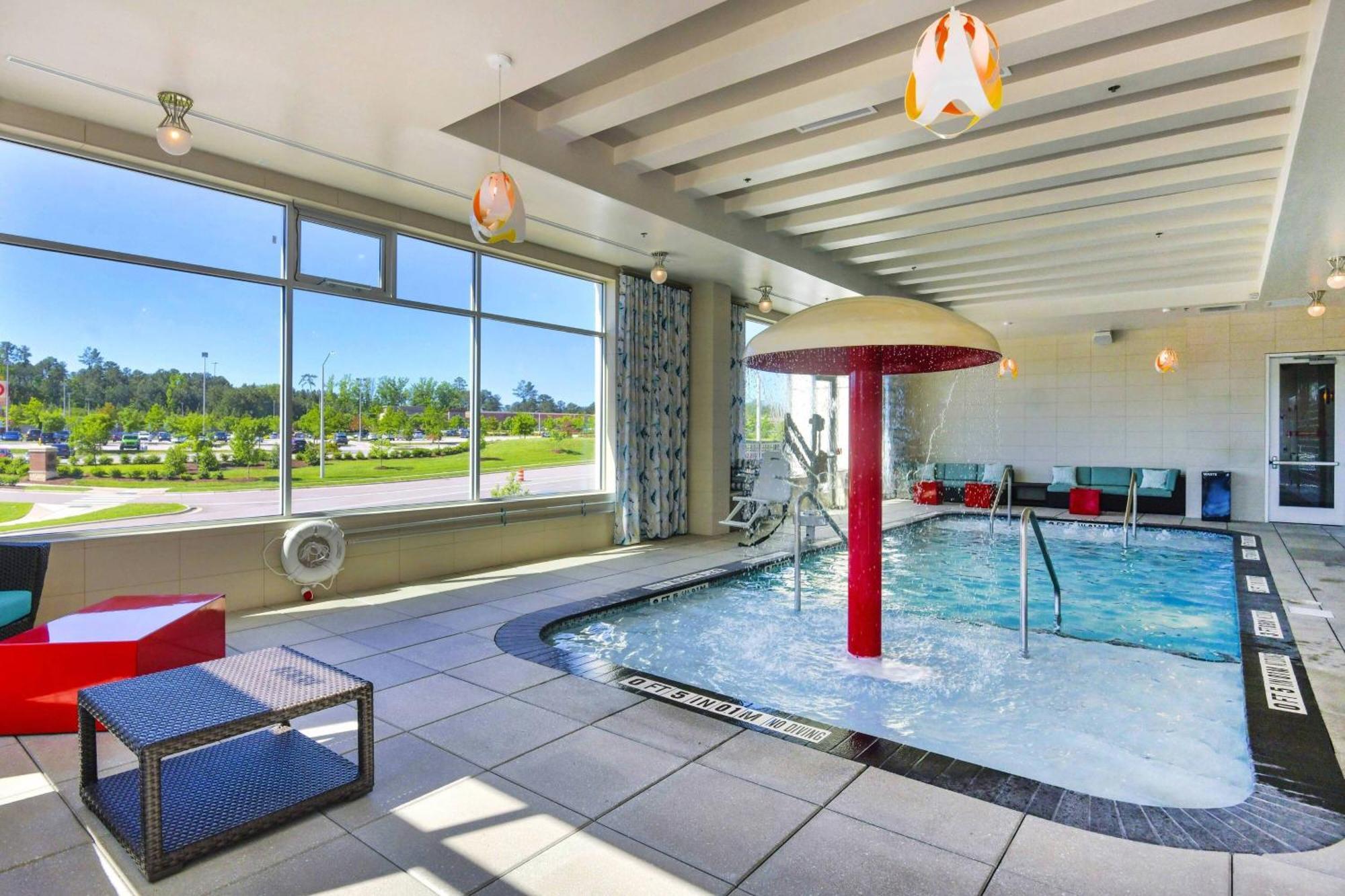 Hotel Courtyard By Marriott Raleigh Cary/Parkside Town Commons Exteriér fotografie