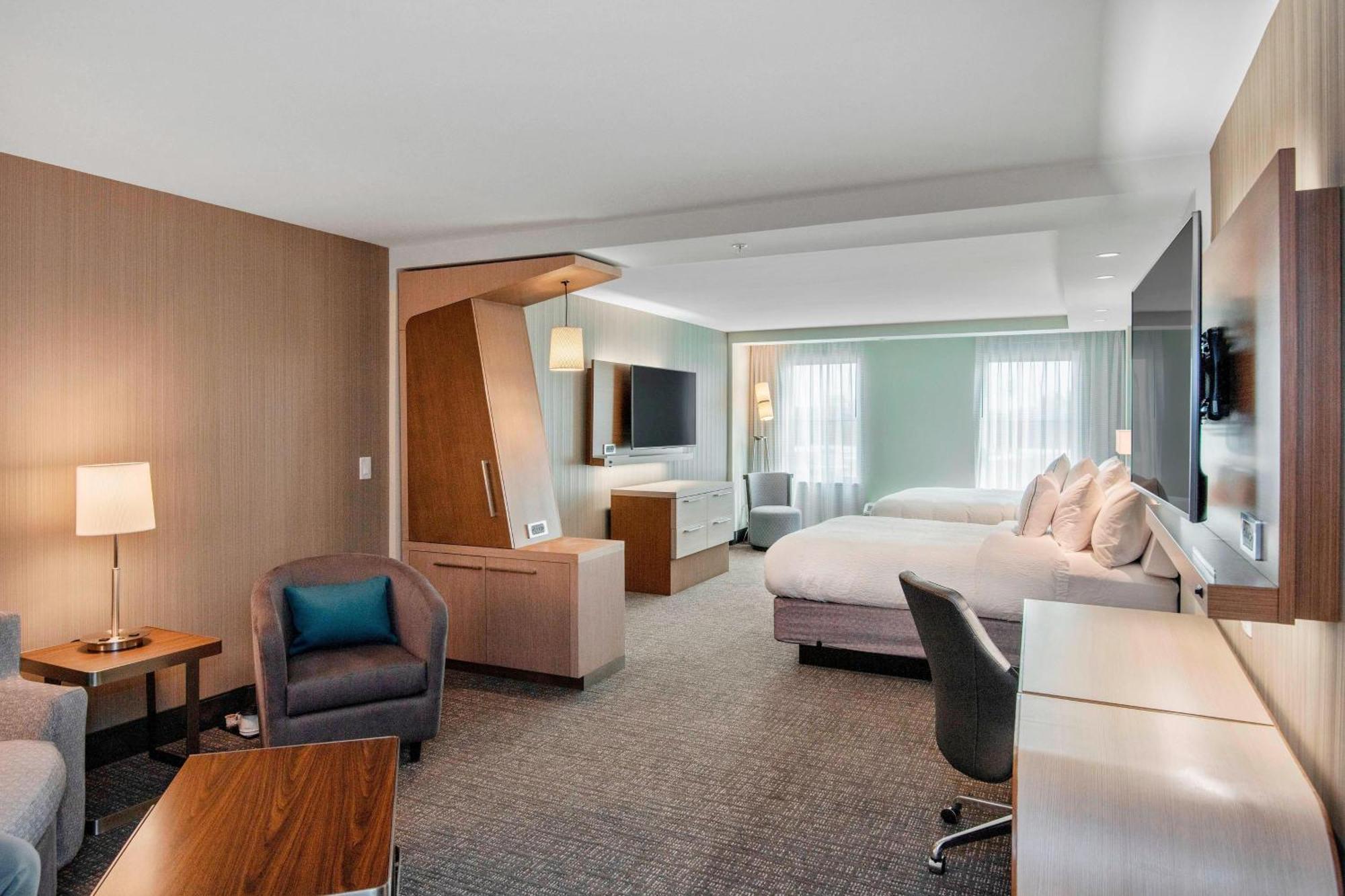 Hotel Courtyard By Marriott Raleigh Cary/Parkside Town Commons Exteriér fotografie